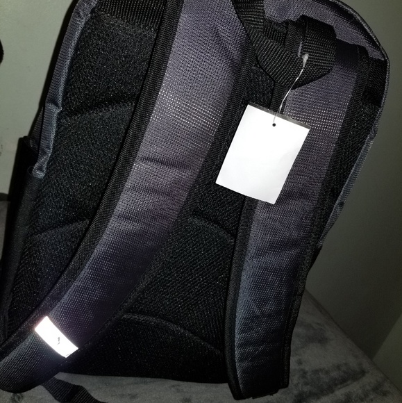 Puma Backpack - Picture 2 of 4